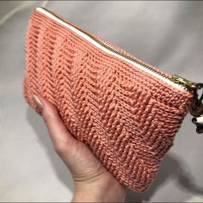 Hæklekits til Twisted Clutch (design By Damsbak)